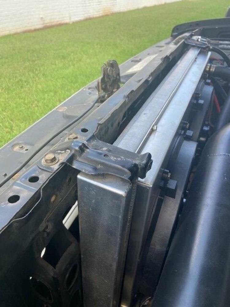 Frostbite Aluminum Radiator, w/ GM LS Swap- 3 Row - FB305