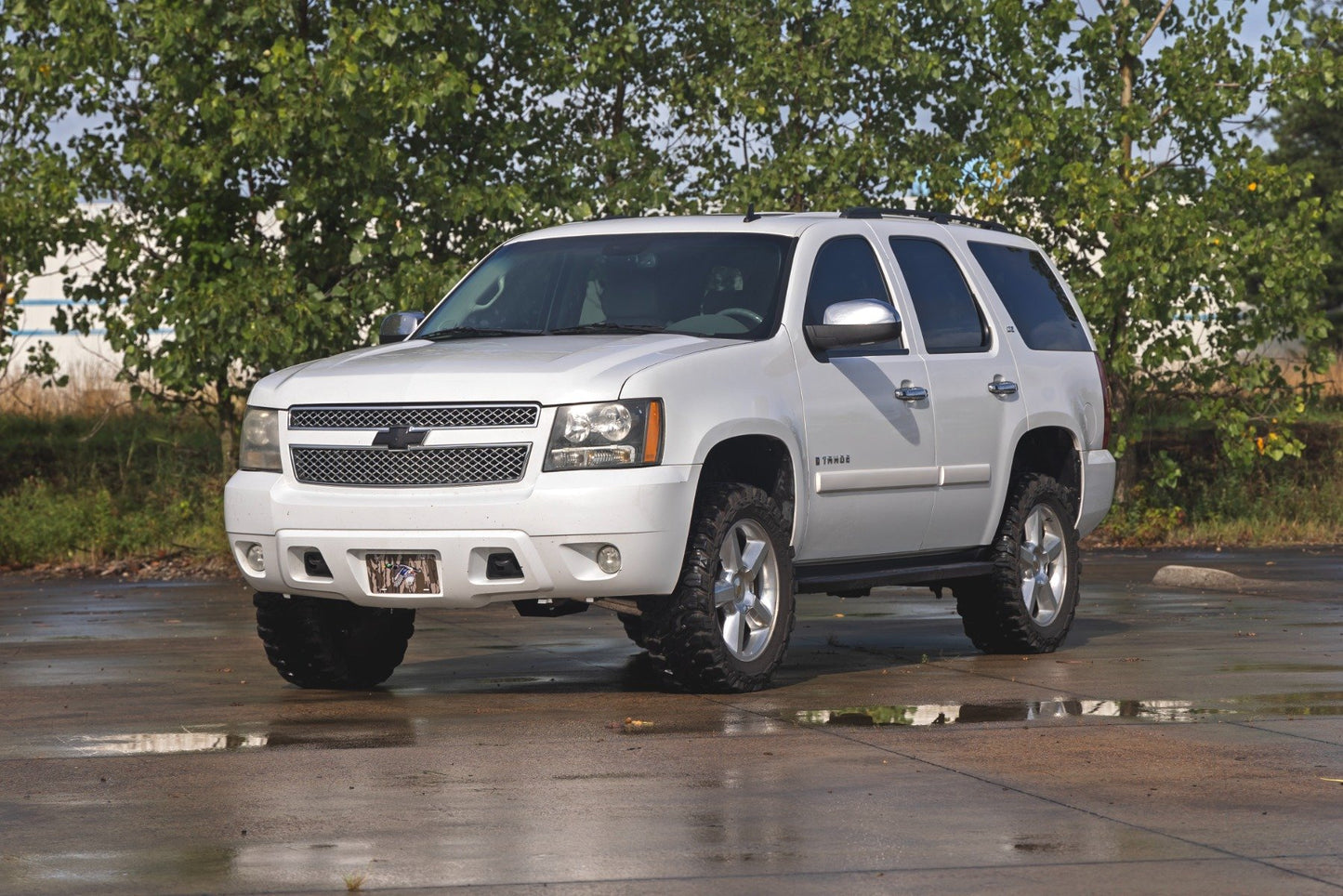 Rough Country 3.5 Inch Lift Kit - M1 Struts - Forged UCAs - Chevy/GMC SUV 1500 2WD/4WD (2007-2020) - 19340