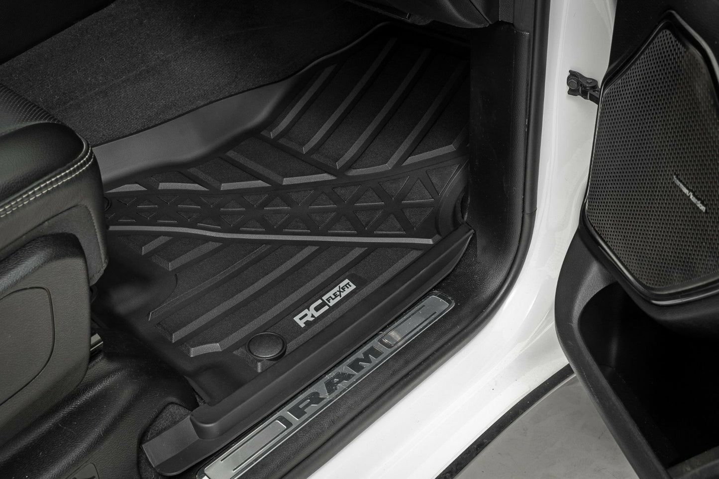 Fits Ram 1500 (19-24)/1500 TRX (21-24) Flex-Fit Floor Mats FR & RR Crew FF-31422