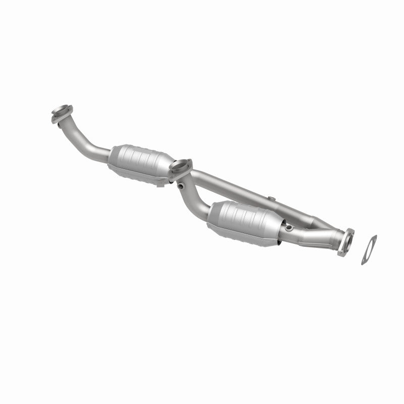 1995-1997 Ford Windstar 3.8L Direct-Fit Catalytic Converter 4451353 Magnaflow