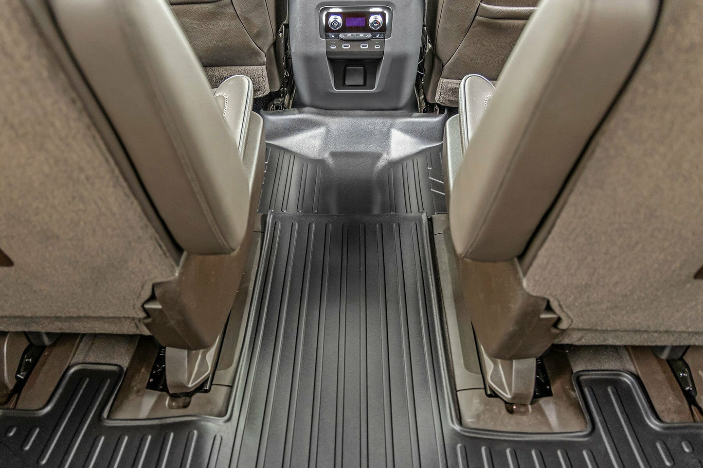 Fits Chevy/GMC Tahoe/Yukon 2&4WD (21-24) Floor Mats FR & RR FR/RR Bucket M-21712