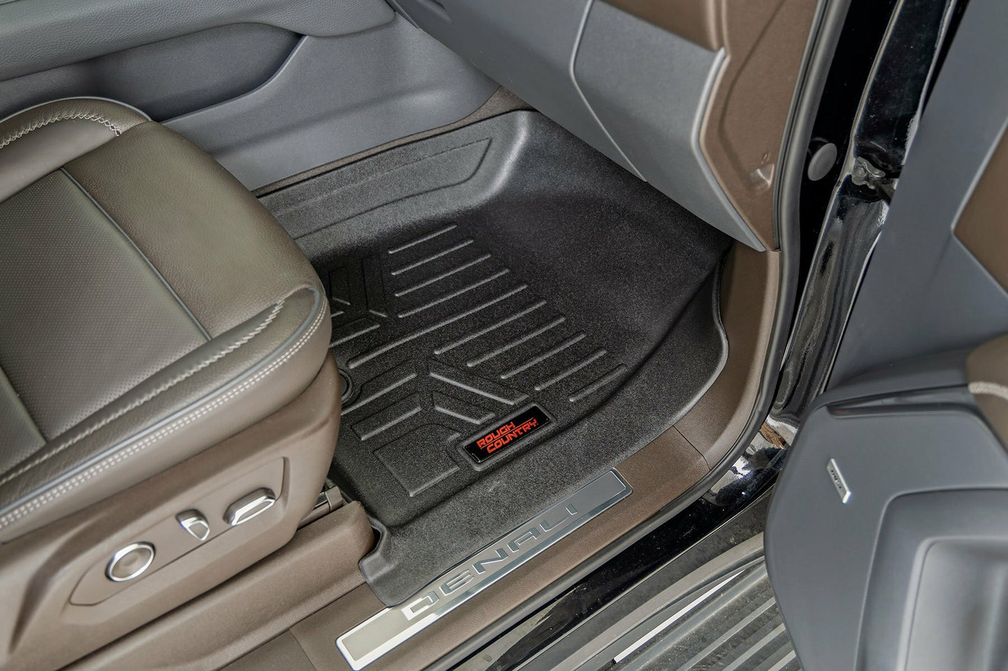Fits Chevy/GMC Tahoe/Yukon 2&4WD (21-24) Floor Mats FR & RR FR/RR Bucket M-21712