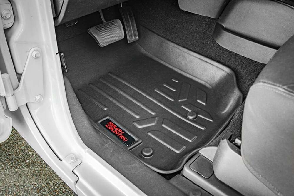Fits Jeep Wrangler Unlimited 2&4WD (2007-2013) Floor Mats FR & RR 4 Door M-60712