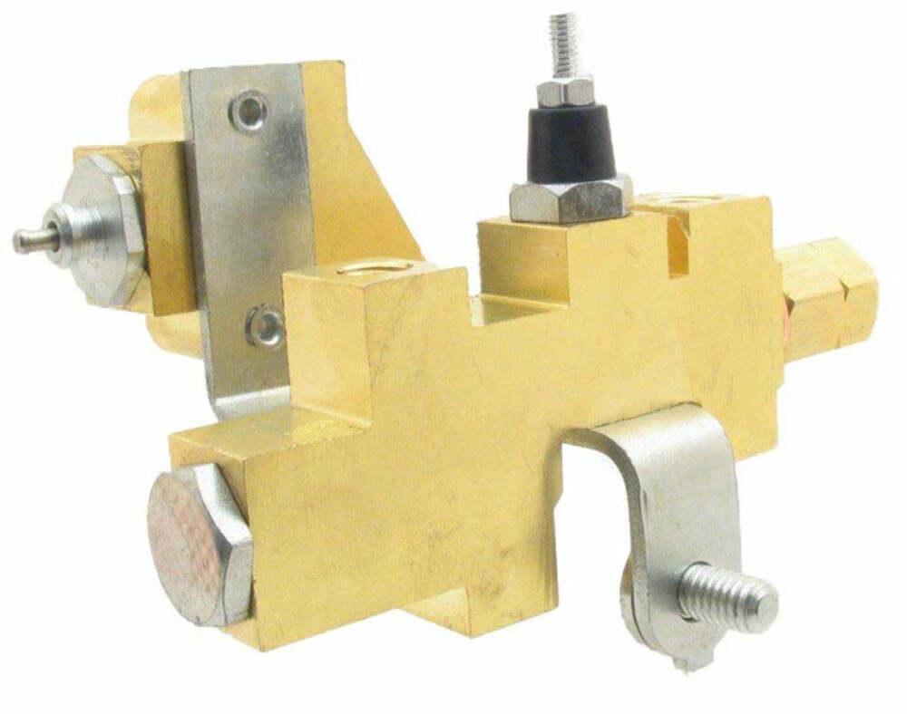 Fits 70-71 E-Body, 71 B-Body Disc Brake Valve Set (2 Valves)-RBV057
