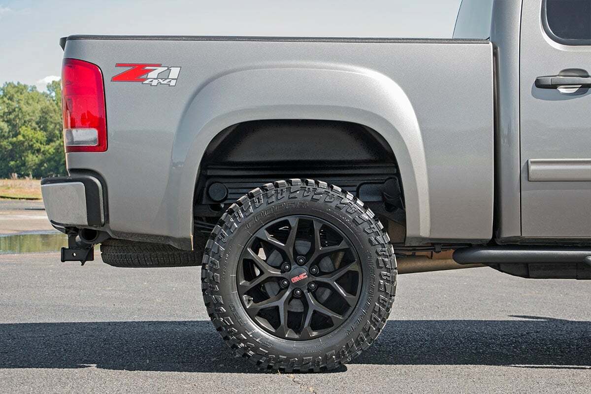 Fits Chevy Silverado & GMC Sierra 1500 2&4WD (2007-2013) 3" Body Lift Kit; RC702