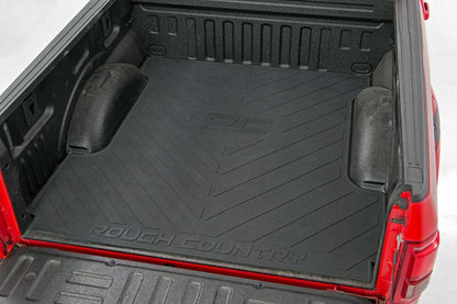 Fits Chevy 1500/2500HD/3500HD(07-19 &Classic) Bed Mat 6'7" Bed RC Logo RCM670