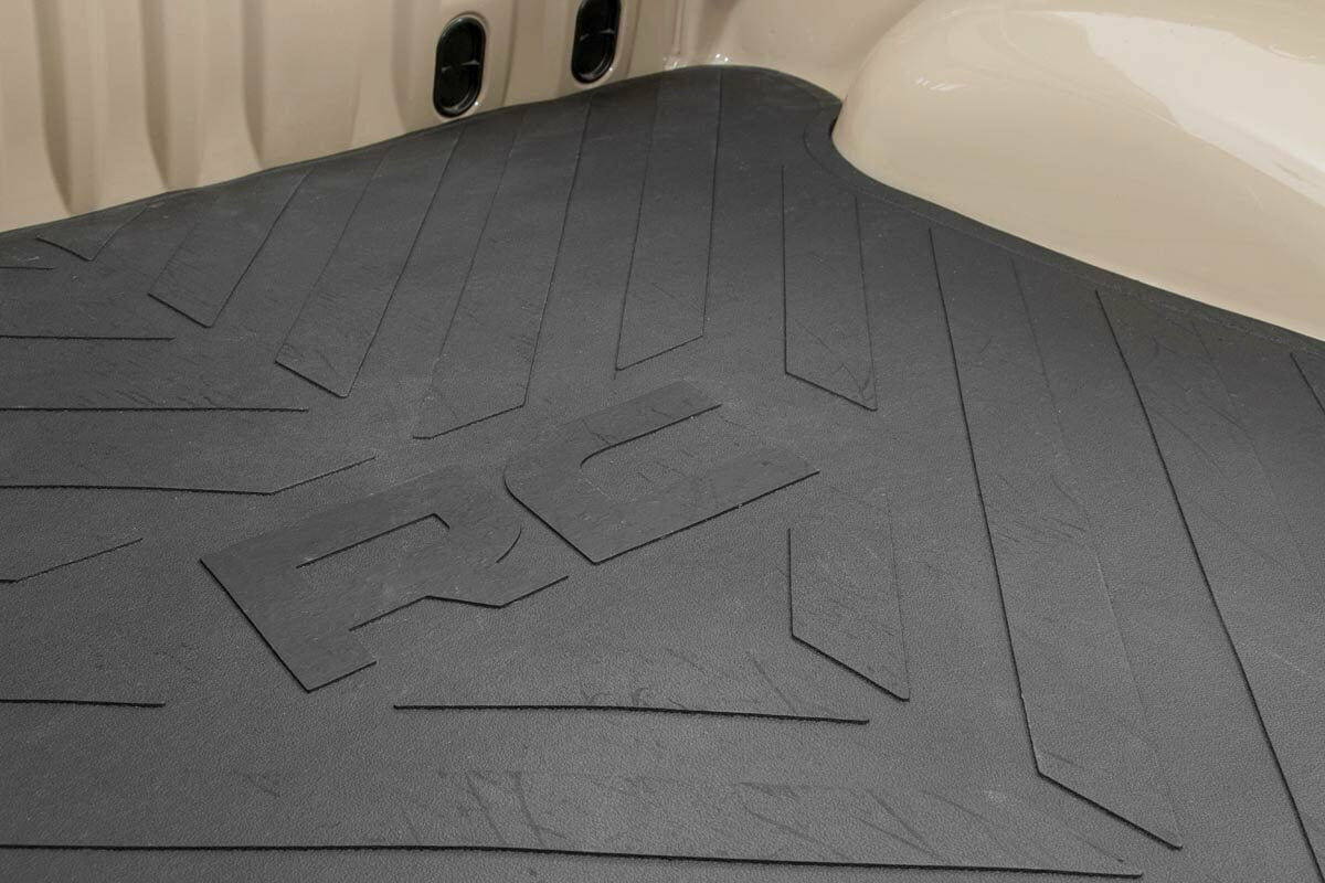 Fits Ford Ranger 2WD/4WD (2019-2023) Bed Mat; 5' Bed; RC Logo; RCM675