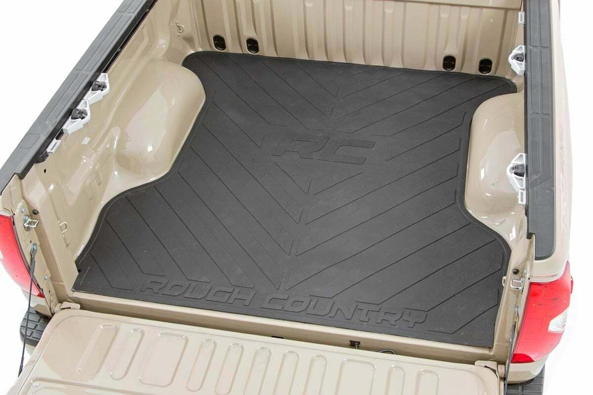 Fits Toyota Tundra 2WD/4WD (2007-2021) Bed Mat; 5'7" Bed; RC Logo; RCM681