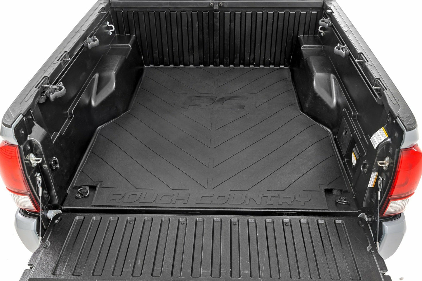 Fits Toyota Tacoma 2WD/4WD (2005-2023) Bed Mat; 5' Bed; RCM688