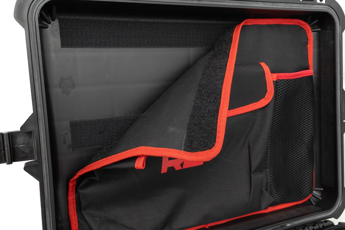 Portable Twin Motor Air Compressor w/Carry Case; 12Volt; 150PSI; 6.16 CFM RS208A