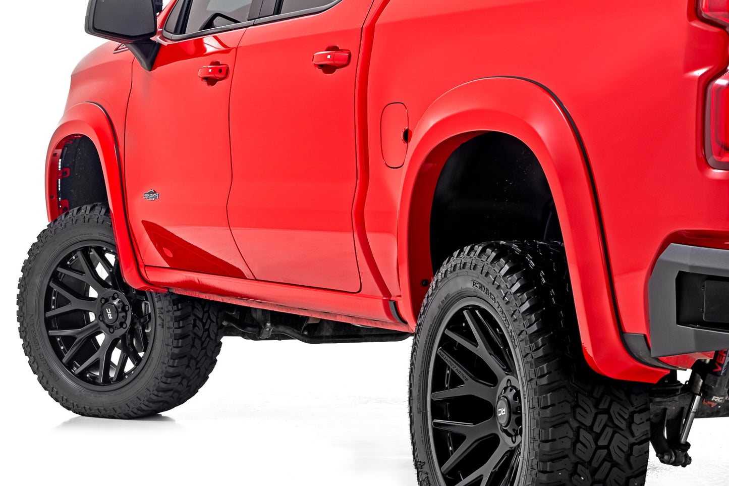 Fits Silverado 1500(19-24) Fender Flares Sport G9K Satin Steel S-C12210-G9K