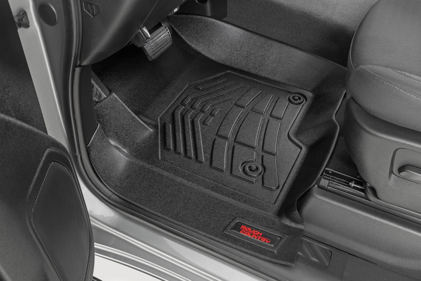 Fits Chevy/GMC 1500/2500HD (19-24) Floor Mats FR & RR FR Bucket Crew SM2161