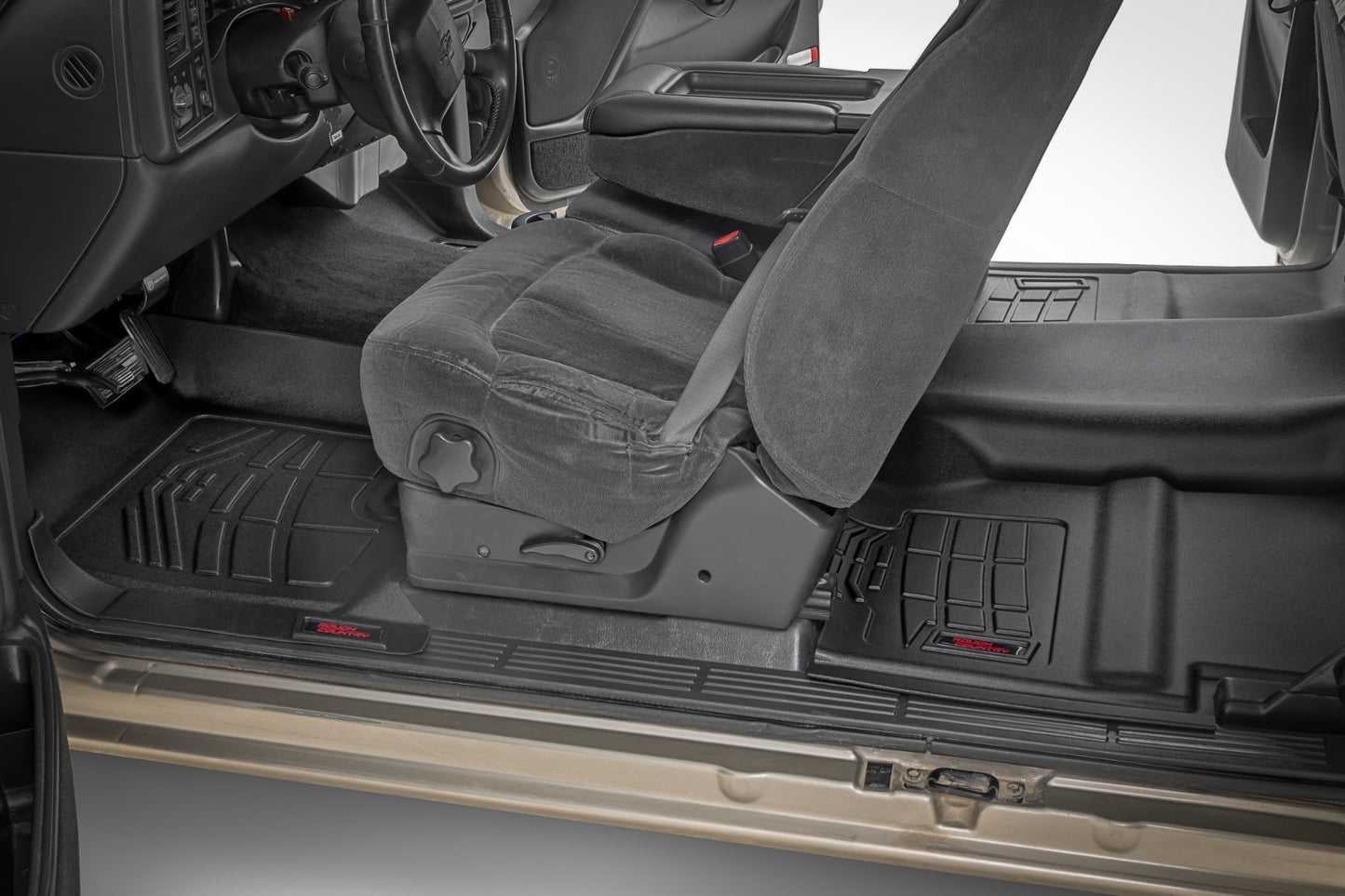 Fits Chevy/GMC 1500 (99-06 & Classic) Sure-Fit Floor Mats; FR & RR; SM29912A