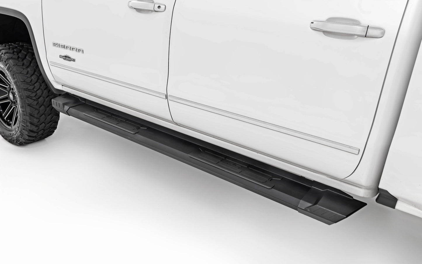 Fits Chevy 1500 (07-19 &Classic) HD2 Aluminum Running Boards Ext Cab SRB071777A